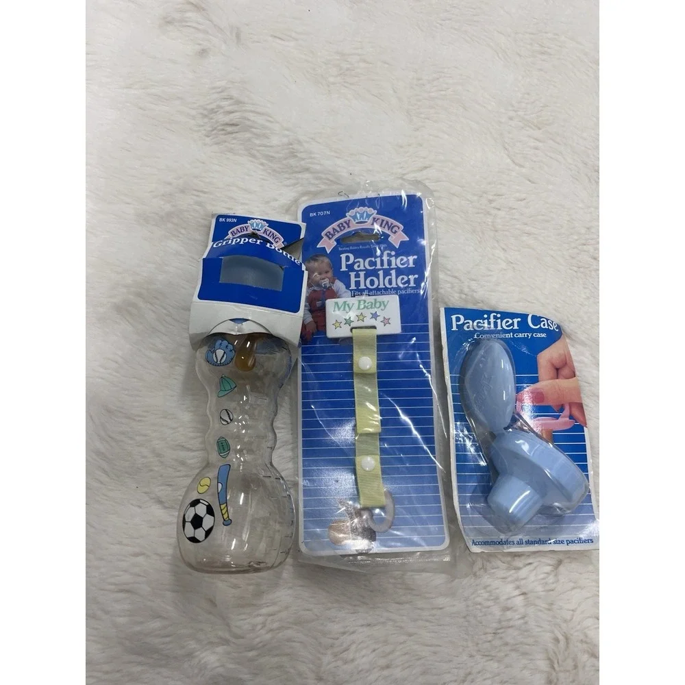 Lot Of 4 Vintage '90s Baby Pacifier Case Clip Bottle Nipples Supplies NOS
